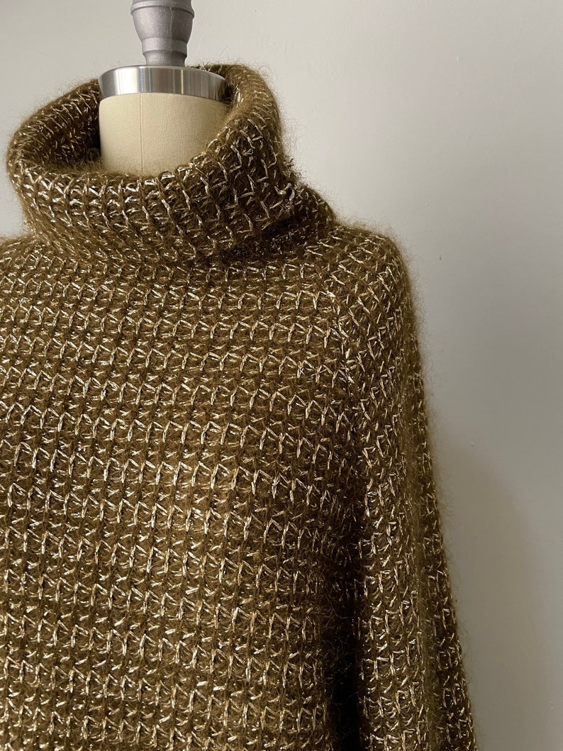 1970s Anne Klein Sweater Mohair Turtleneck M image 4