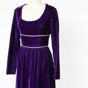 1960s Maxi Dress Purple Velvet Full Length M/S image 5