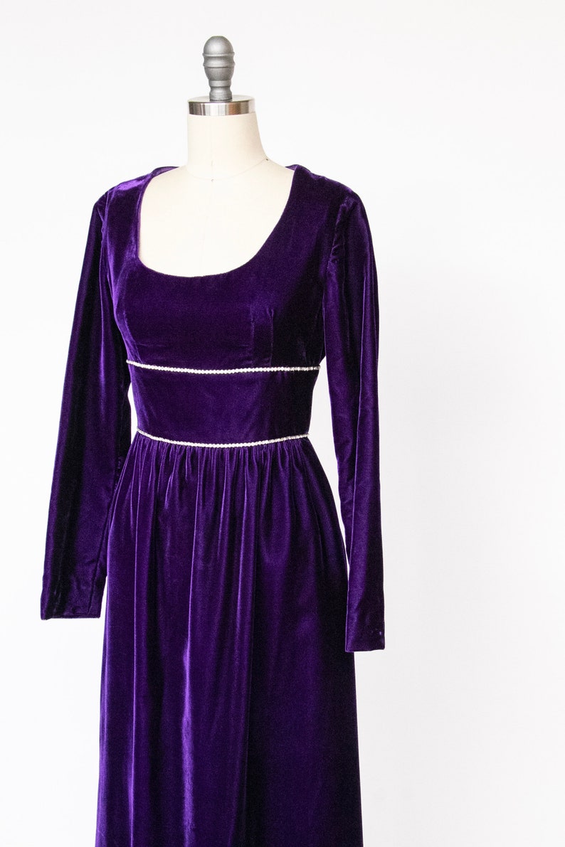 1960s Maxi Dress Purple Velvet Full Length M/S image 5