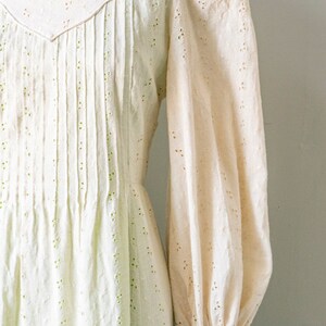 1970s Maxi Dress Green Eyelet Lace M image 4