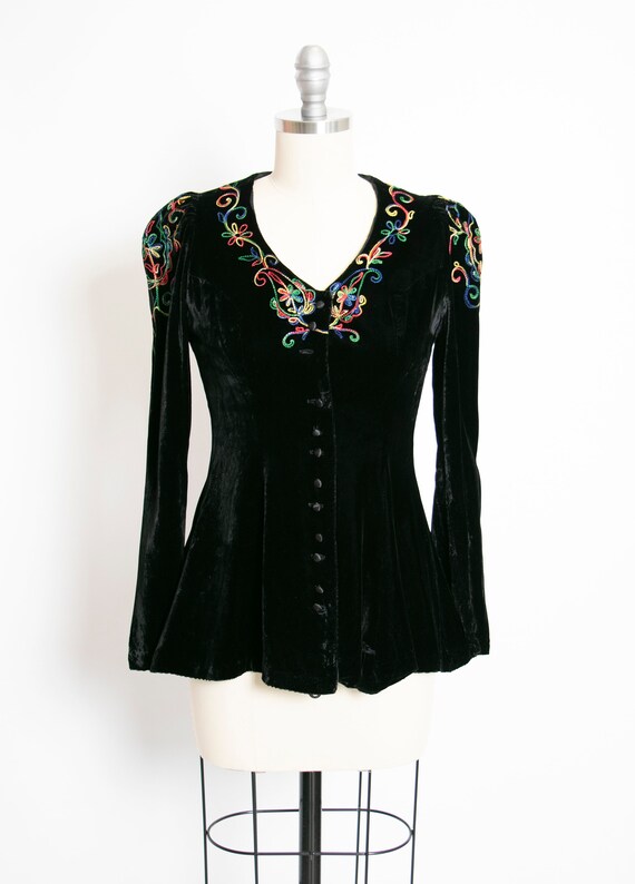 1960s Blouse Velvet EMBROIDERED Black Young Innoce