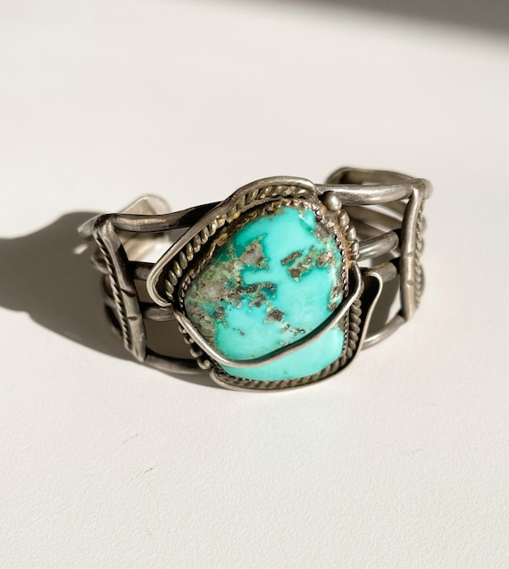 Unforgettable Vintage Native American Navajo Morenci Turquoise Sterling Silver Bowguard Unforgettable Vintage Native American Navajo Morenci Turquoise Sterling Silver Bowguard