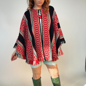 1970s Cape Woven Fringe Poncho Wool