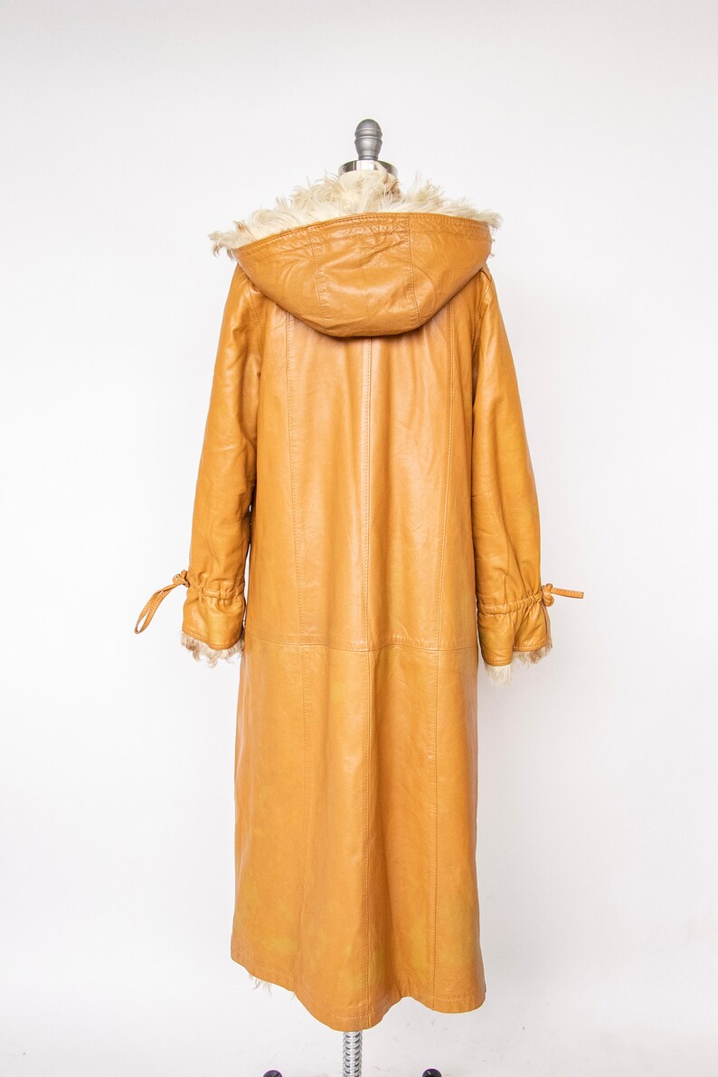 1970s Coat Leather Shearling Curly Fur Lamb Reversible Hooded M image 4