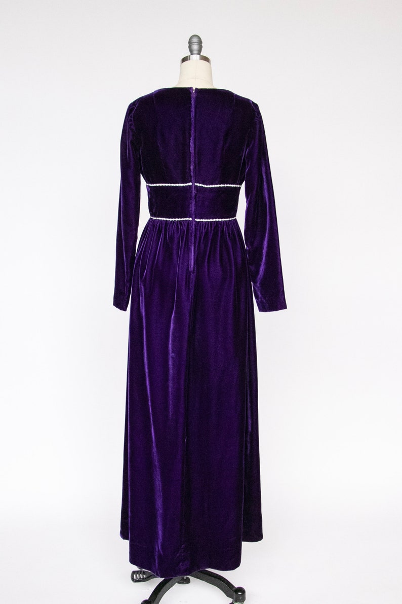 1960s Maxi Dress Purple Velvet Full Length M/S image 2
