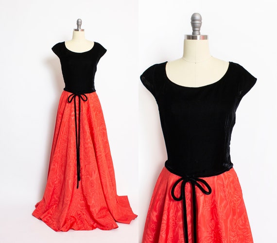 Vintage 1940s Dress Velvet Taffeta Full Skirt Gown