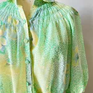 1970s Blouse Semi Sheer Floral Top L image 4