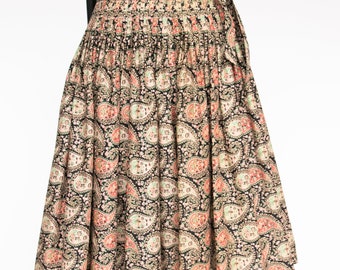 1970s Wrap Skirt Cotton Paisley Full Skirt S / M