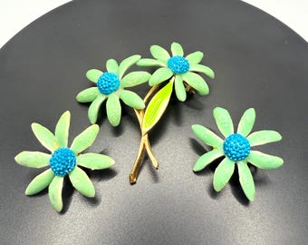 Vintage Enamel Daisy Flower Brooch & Earrings Set/Lot 1960's Blue Green Floral