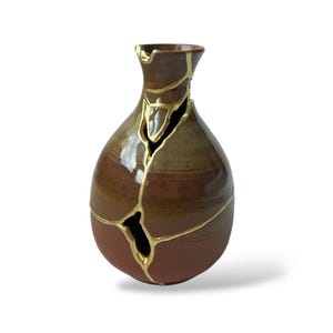 Kintsugi vase - 9