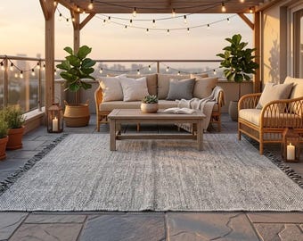 Handgeweven tapijt van gerecycled pet, grijze boho vloermat voor binnen en buiten