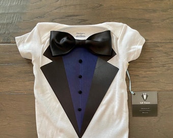 Sophisticated Lil Tuxes: Elegant Newborn Boys' Tuxedo Shirt Suit for Unforgettable Special Events, Weddings, and Bow Tie Photography Session