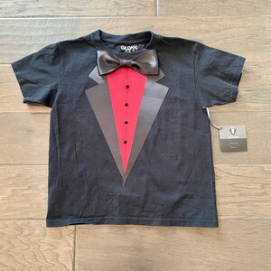 Stylish Sophistication: Lil Tuxes Big Boy Newborn Tuxedo Shirt for Special Occasions image 6