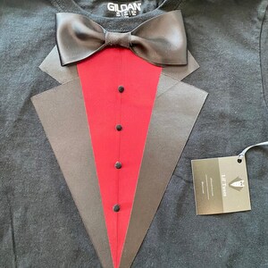 Stylish Sophistication: Lil Tuxes Big Boy Newborn Tuxedo Shirt for Special Occasions image 3