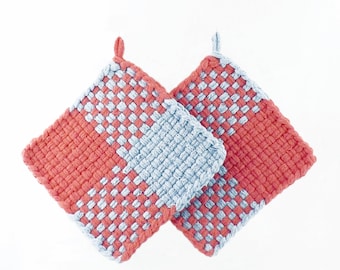 Blue and Pink 100% Cotton Woven Pot Holders, 5 1/2 Inch Square Potholders Hot Pads Trivets, Kitchen Potholder Gift Set, Kitchen Gift for RV