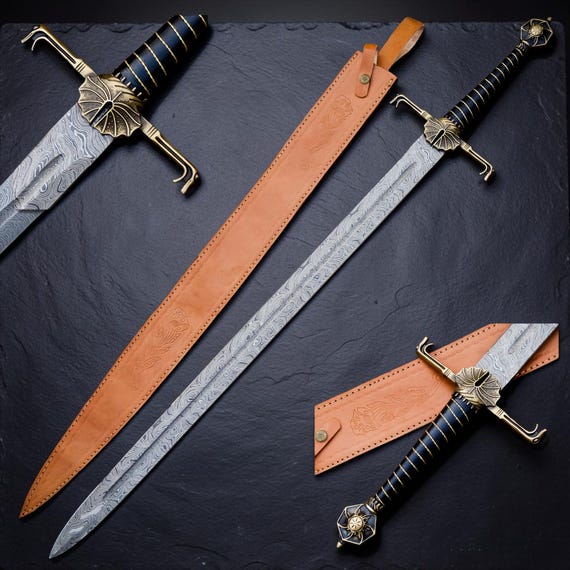 Hand Forged Damascus Steel Medieval Longsword with Leather Scabbard