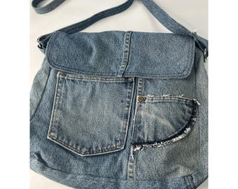 Vintage 90's-Y2K Denim Jean Multipocket Midwash Sling Bag Purse