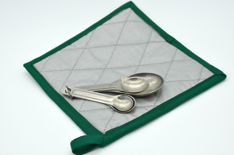 Harry Potter Green Deathly Hallows Style Pot Holder
