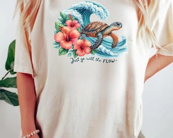 Maglietta Just Go With the Flow, maglietta floreale con tartaruga marina, maglietta con tartaruga marina da spiaggia, maglietta con grafica estiva boho e natura, felpa unisex