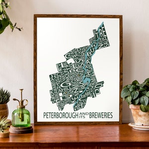 Carte typographique des brasseries de Peterborough, Ontario | Carte des amateurs de bière artisanale | Carte des brasseries | Décor de grotte de l’homme | Bar Art