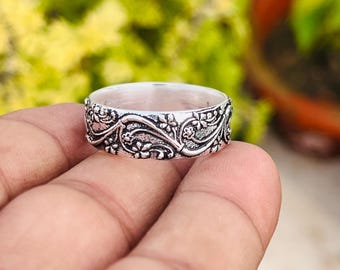 Oxidized Sterling Silver Floral Ring, Vintage Filigree Band
