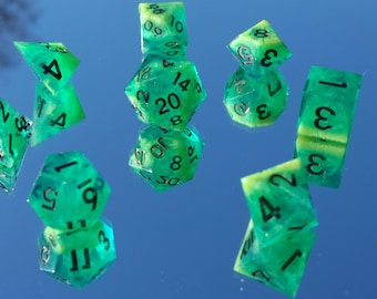 Biohazard Bloom Dice Set