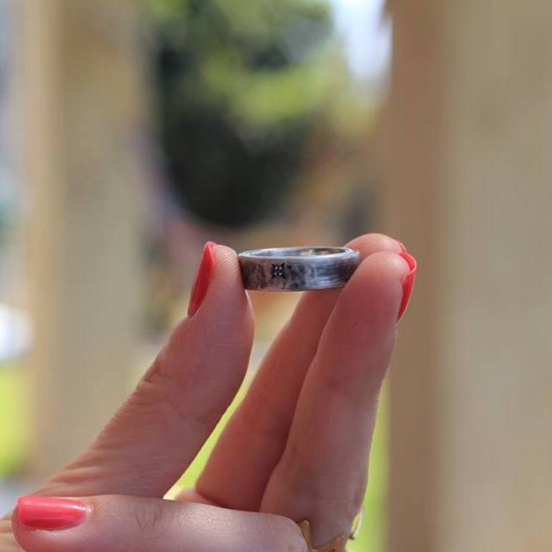 Mens oxidized wedding band Rustic wedding band Men/'s Jewelry Silver diamond band
