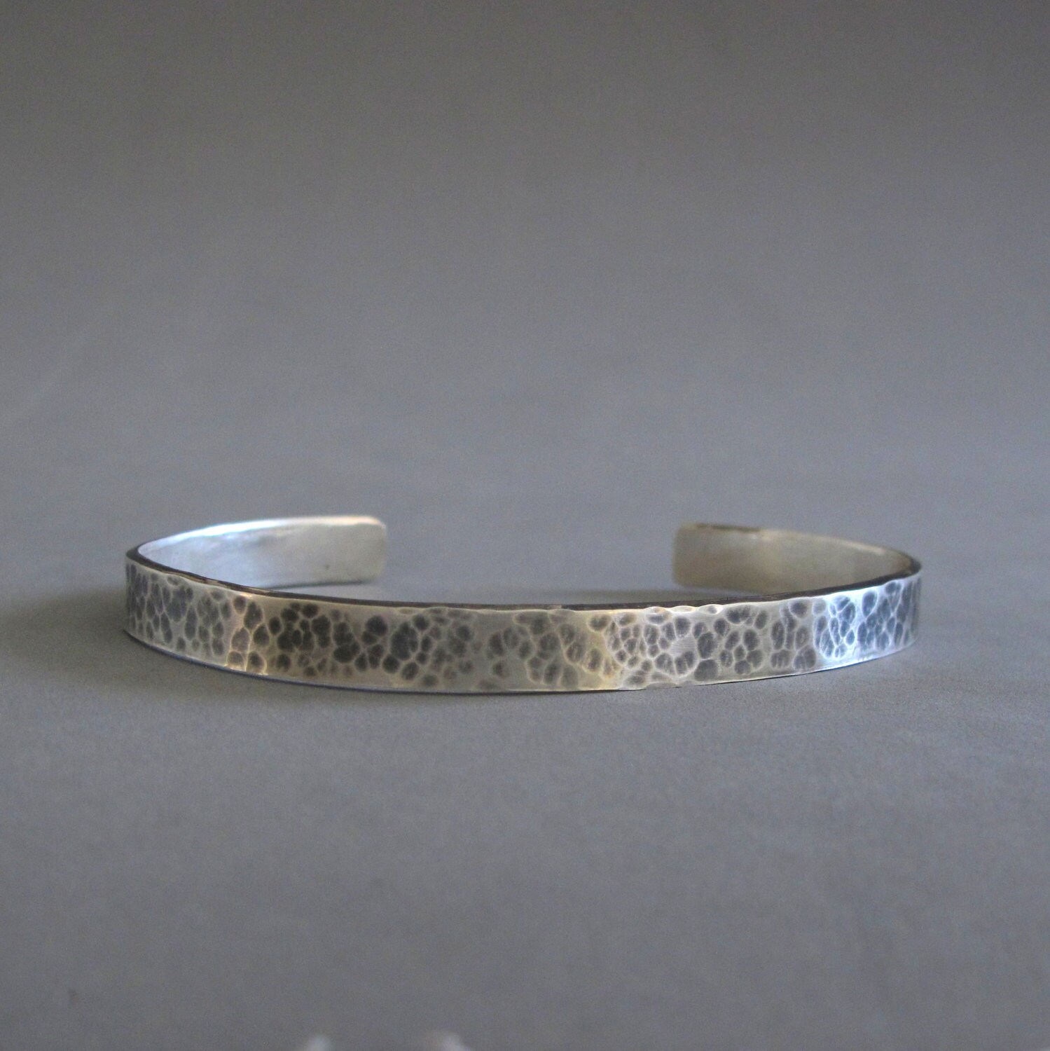 Mens hammered hotsell silver cuff bracelet
