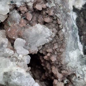 Unique mineral formation - prehnite calcite and copper inclusions, crystal formations ! Keweenaw Peninsula 1 pound Specimen