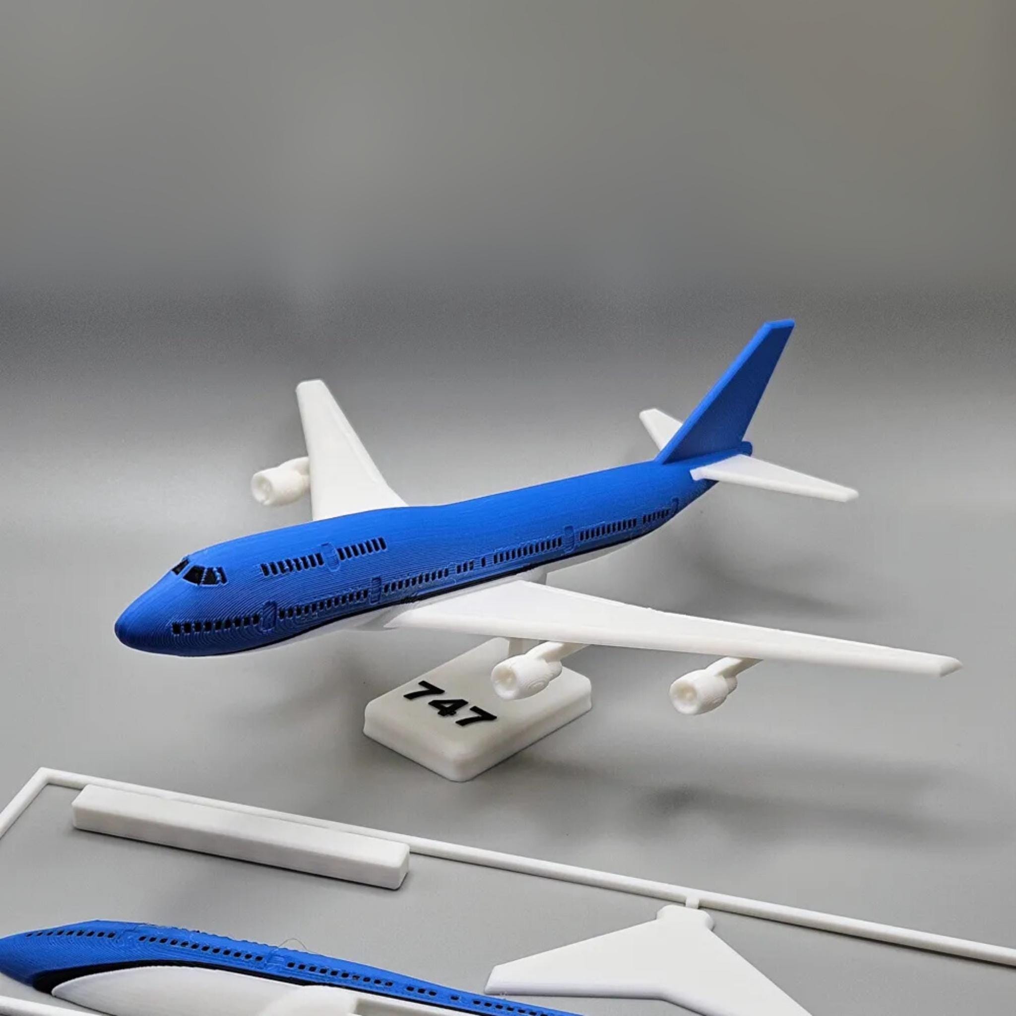 Toy airplane 747 - Etsy 日本
