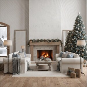 Könnte beinhalten: Ein gemütliches Wohnzimmer mit Kamin, zwei weißen Sofas mit blauen Kissen und grauen Decken sowie einem geschmückten Weihnachtsbaum. Zwei Stehlampen und ein Couchtisch vervollständigen die Szene. Der Text "Just Place It" ist sichtbar.