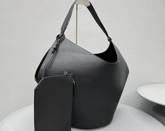 Italian Leather Tote Bag: Elegant Black Handbag Large size Luxury Bag