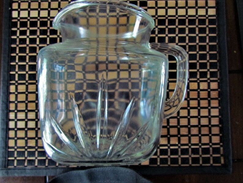 VINTAGE MILK JUG Mid Century Glass Jug Pitcher Mint Condition