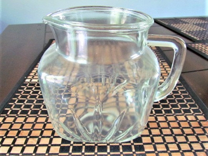 VINTAGE MILK JUG Mid Century Glass Jug Pitcher Mint Condition