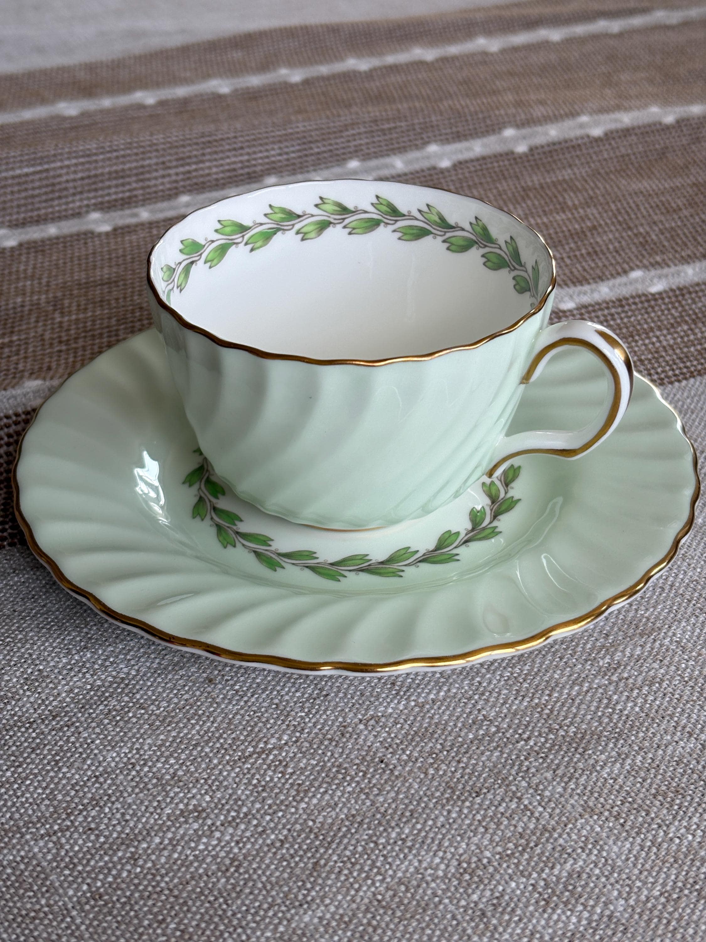 Minton china - Etsy 日本