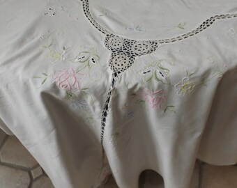 Sale 82" Huge tablecloth with beautiful embroidery and crocheting. 65" x  82" Big family. Banquet, wedding.Gift