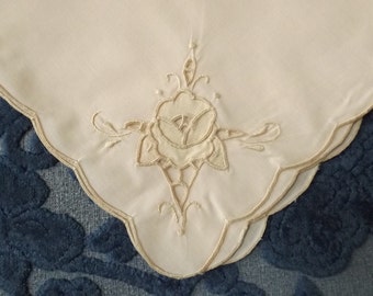 Set lot 6 hand cut table-napkins. Wedding or any banquet table-napkins, total 6 pieces.  16"x16". Light beige . new old stock. dead stock.