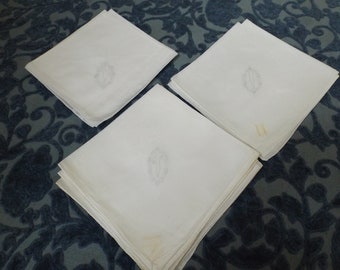 VTG NEW Lot of 10 napkins w/ monogram A and 17 w/monogram V for choice. Made for Amsterdam stores Aruba Curacaust New old stock. Gift idea
