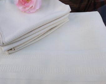 Sale 100" Reversible tablecloth and 8 table-napkins: creamy rectangular large,home decor,banquet,oblong tablecloth,easy care,wedding,banquet