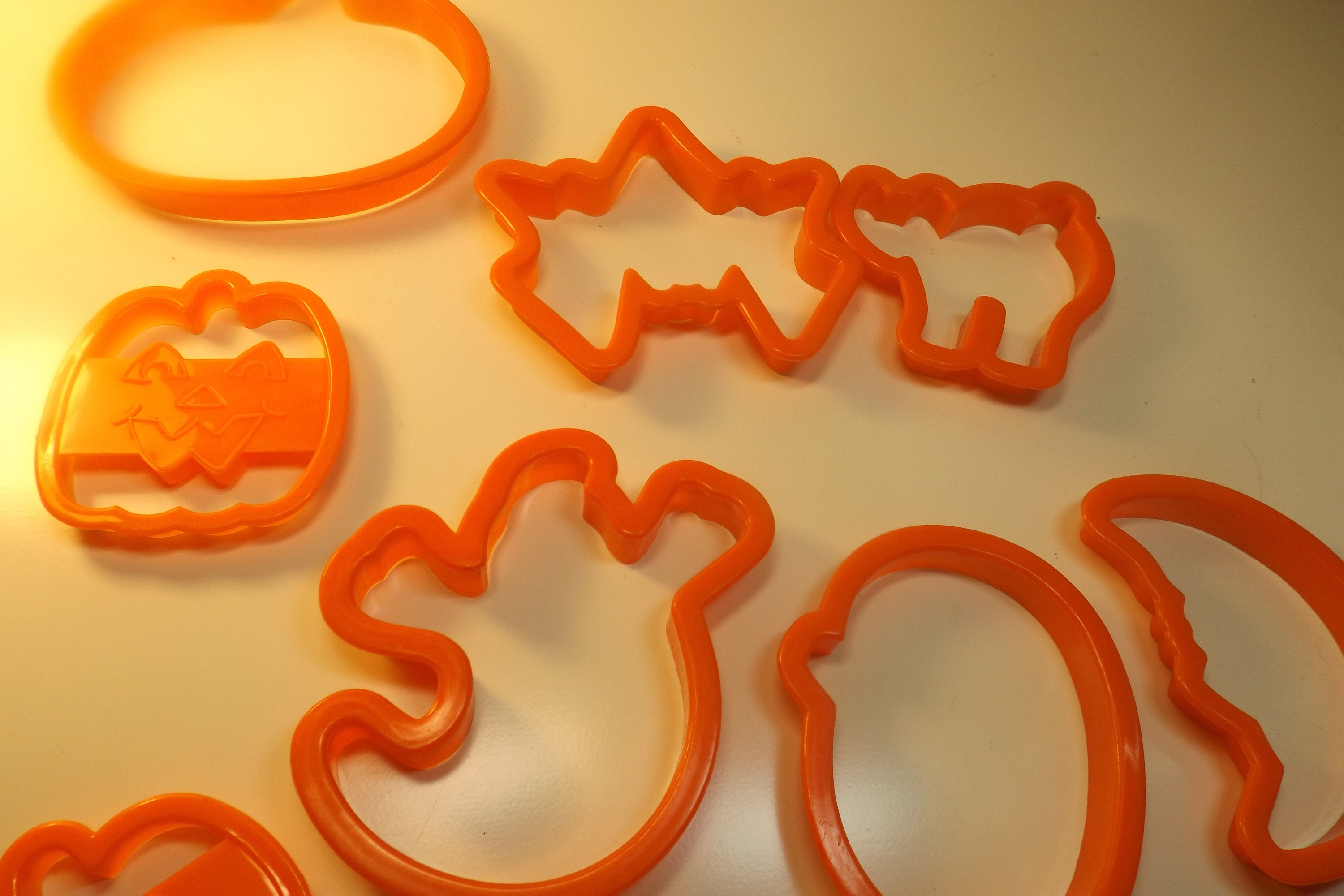 Halloween Cookie Cutters Sets of 10 white 10 orange and 4 Etsy