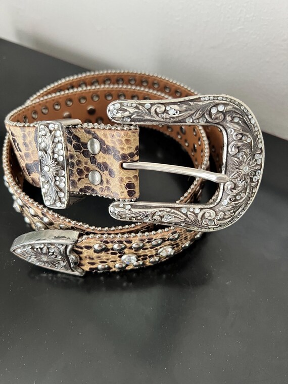 Rhinestone Studded Nocona Leather Western Belt - Size Medium  display picture 2