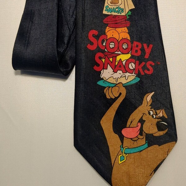 Scooby-Doo Men's Silk Necktie for that Scooby in You Scooby Snacks Piled High Scooby Wear from the Cartoon Network Hanna - Barbera
