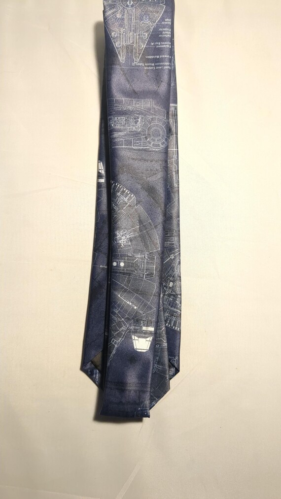 Star Wars Millenium Falcon Schematic Design on a … - image 6