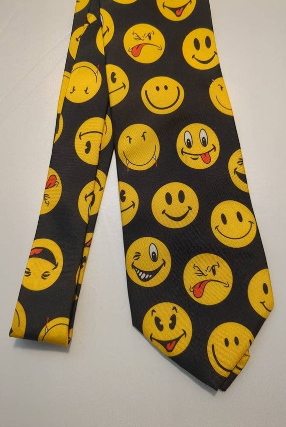 Need a Smile? Smiley Face Necktie Happy Friday Ti… - image 7
