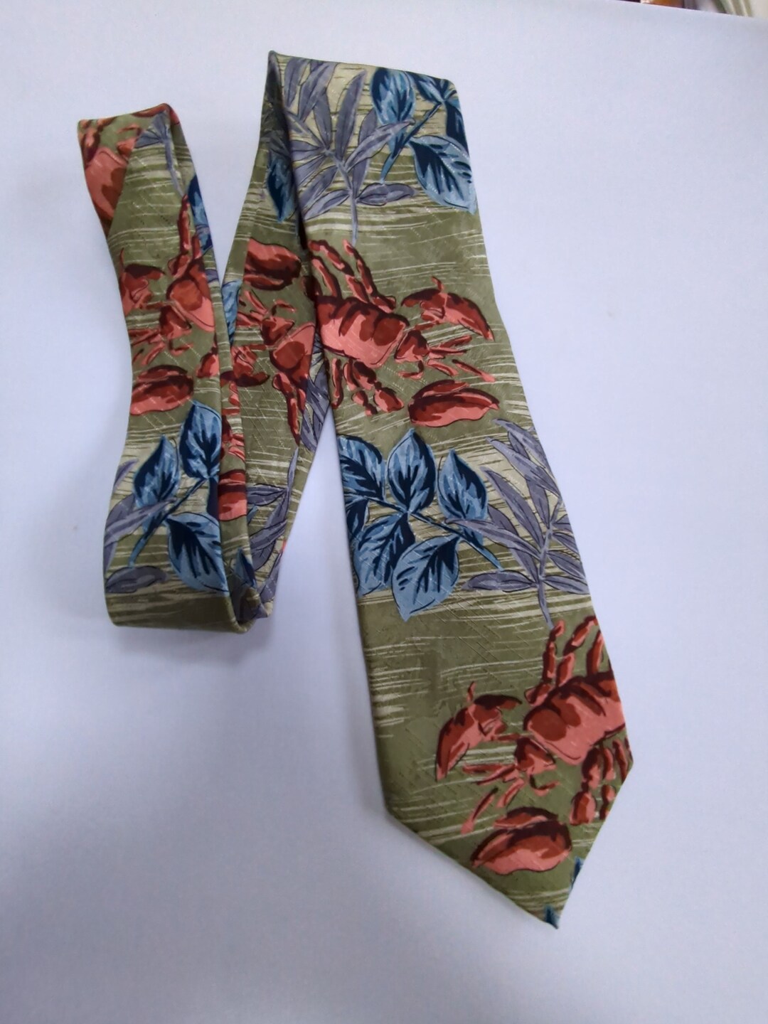 tommy bahama necktie