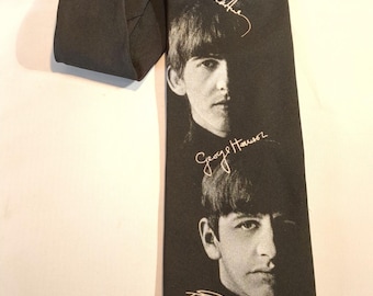 Los Beatles, los Fab Four, John Paul, George y Ringo. Elegante corbata de seda.