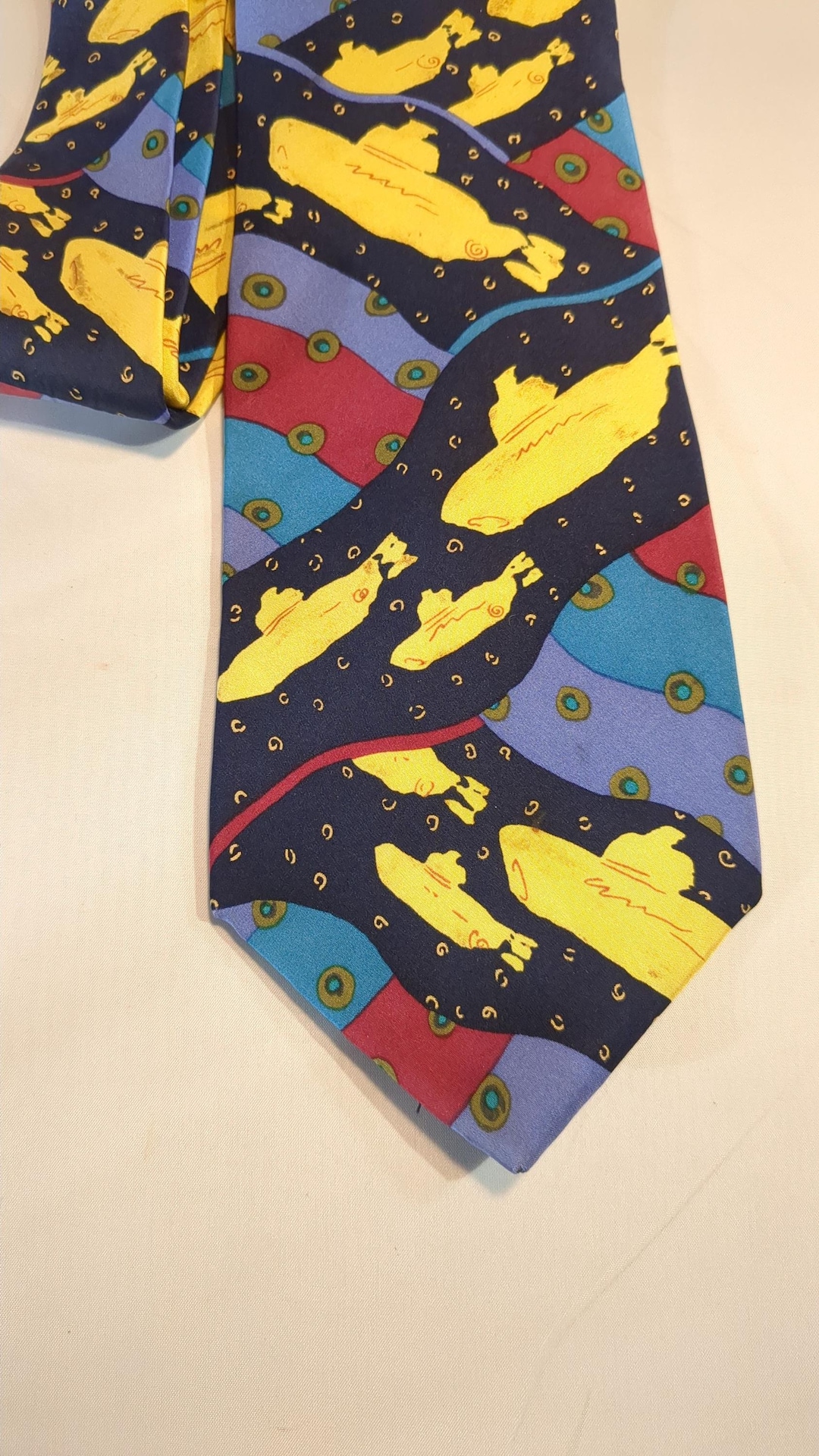 yellow submarine tie