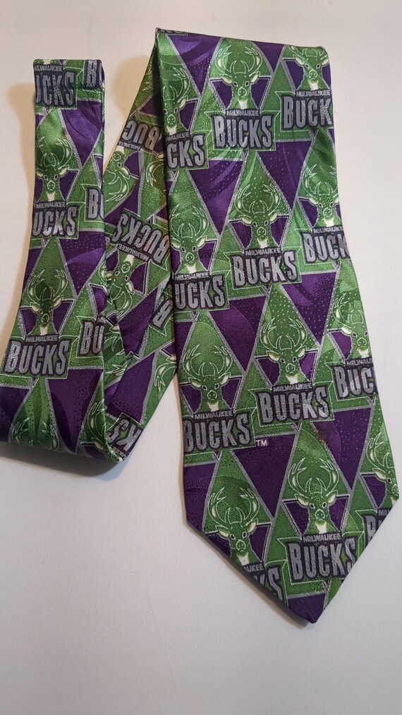 milwaukee bucks tie