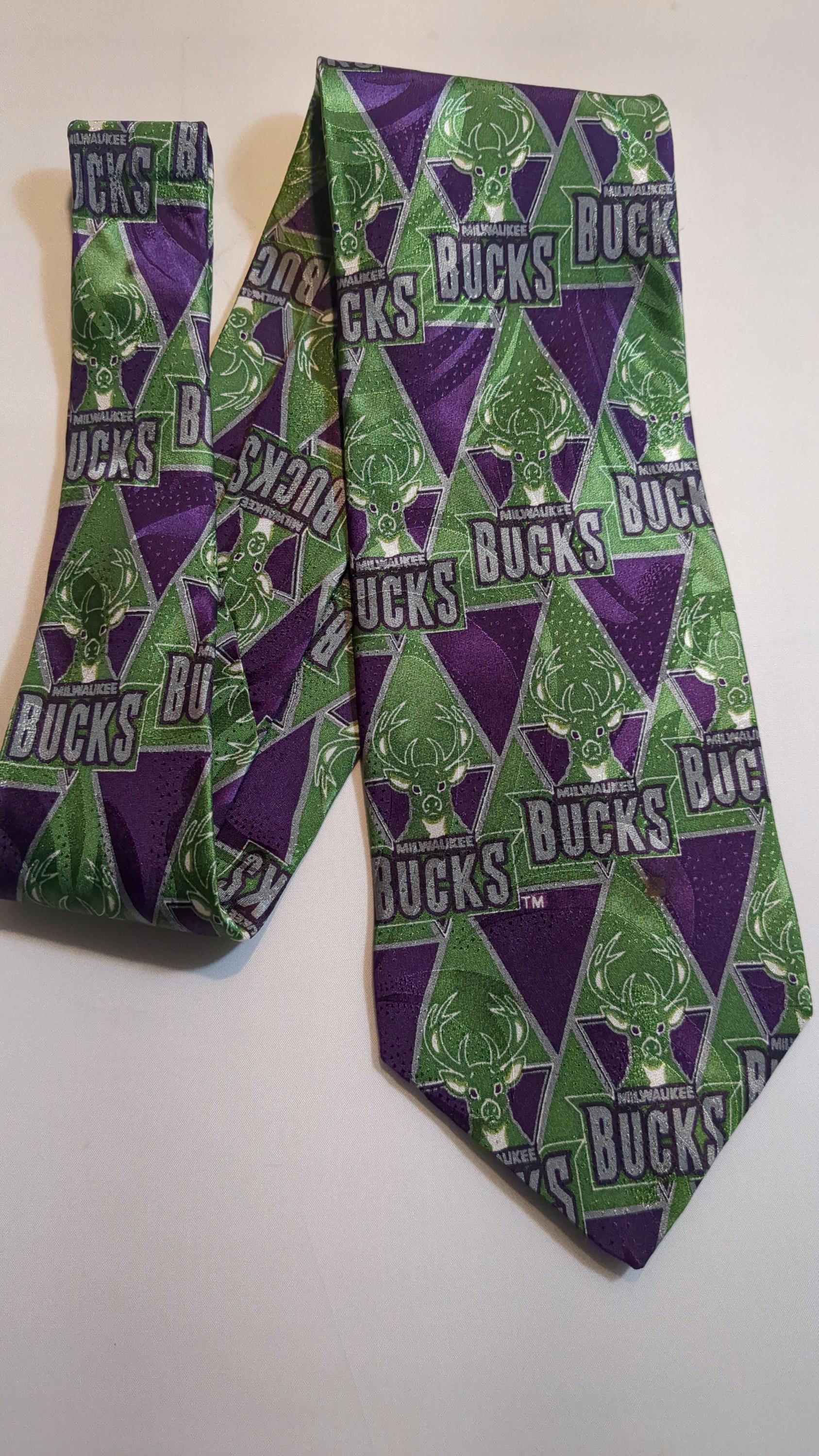 milwaukee bucks necktie