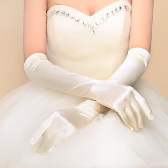 Ivory Childs Gloves Magician Costume Accessory Ivory Childs Gloves Magician Costume Accessory
